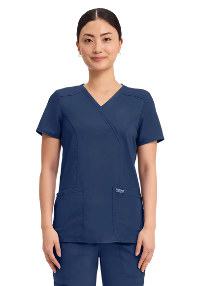 Casaca sanitaria mujer Cherokee Revolution cruzada ultra suave WW610