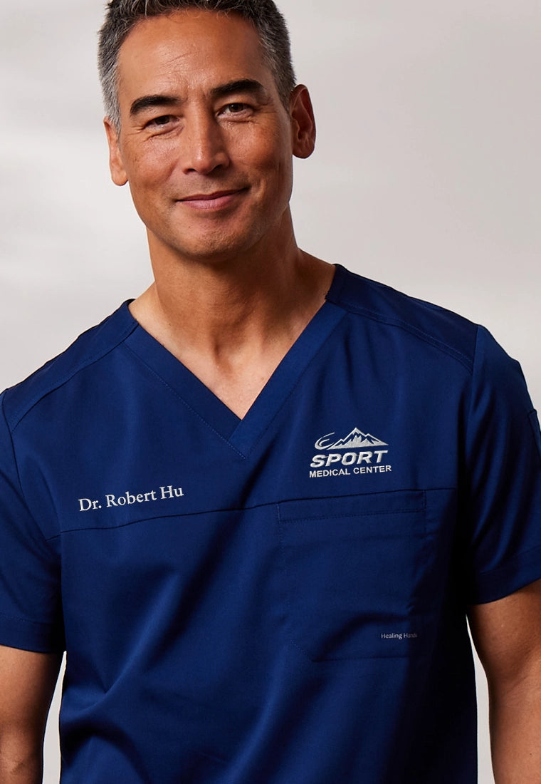 <strong>BORDADO LOGO + NOMBRE</strong>